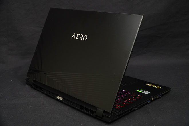 Gigabyte AERO 17 HDR YC, 2021 laptop with RTX 3080