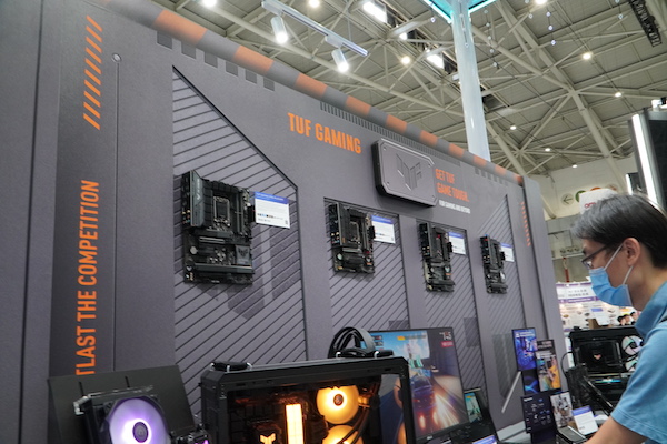 cptx_asus31.JPG